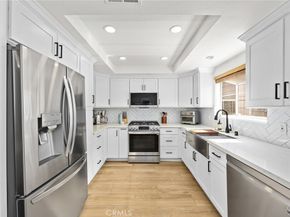 154 N Meridith Avenue 8, Pasadena CA 91106