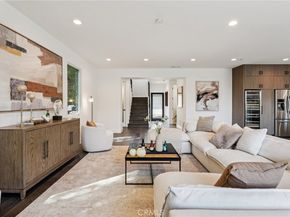 542 N Commonwealth Avenue, Silver Lake CA 90004