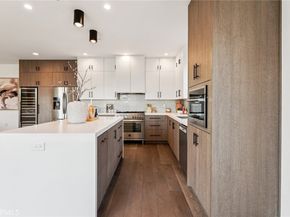 542 N Commonwealth Avenue, Silver Lake CA 90004