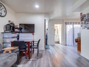 4031 La Rica Avenue O, Baldwin Park CA 91706