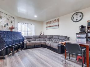 4031 La Rica Avenue O, Baldwin Park CA 91706