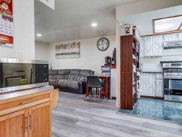 4031 La Rica Avenue O, Baldwin Park CA 91706