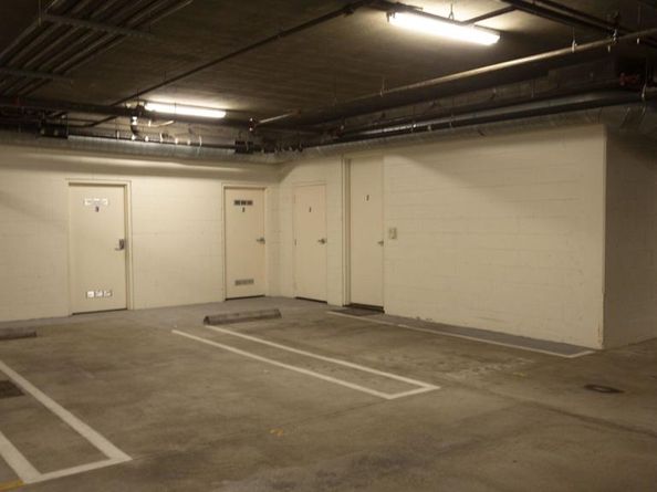 600 S Orange Grove Boulevard 2, Pasadena CA 91105