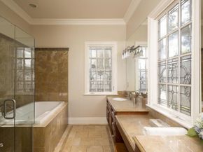 600 S Orange Grove Boulevard 2, Pasadena CA 91105