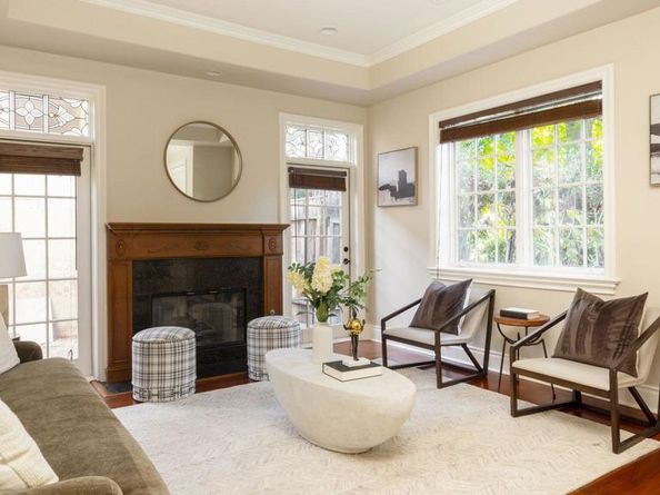 600 S Orange Grove Boulevard 2, Pasadena CA 91105