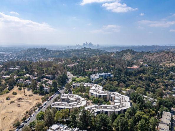 4499 Via Marisol 124, Los Angeles CA 90042