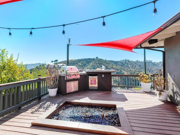 4031 CANYON DELL Drive, Altadena CA 91001