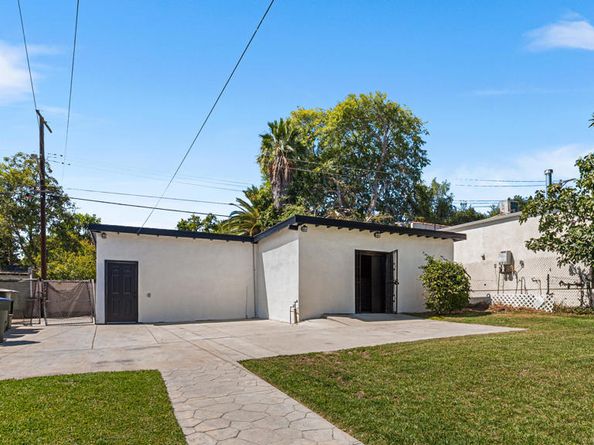 967 N El Molino Avenue, Pasadena CA 91104