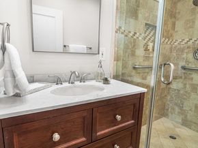 967 N El Molino Avenue, Pasadena CA 91104