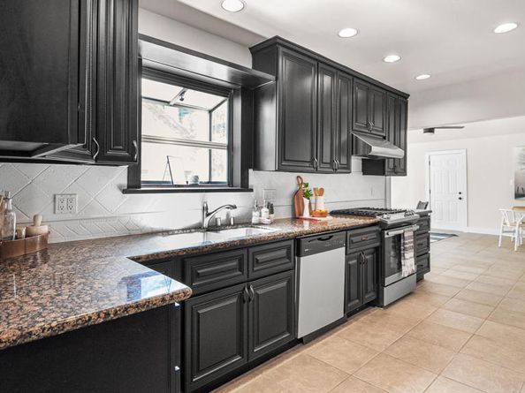 967 N El Molino Avenue, Pasadena CA 91104