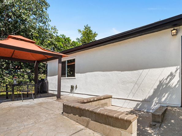 967 N El Molino Avenue, Pasadena CA 91104