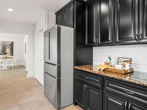 967 N El Molino Avenue, Pasadena CA 91104