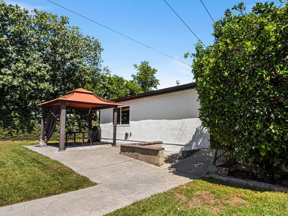 967 N El Molino Avenue, Pasadena CA 91104