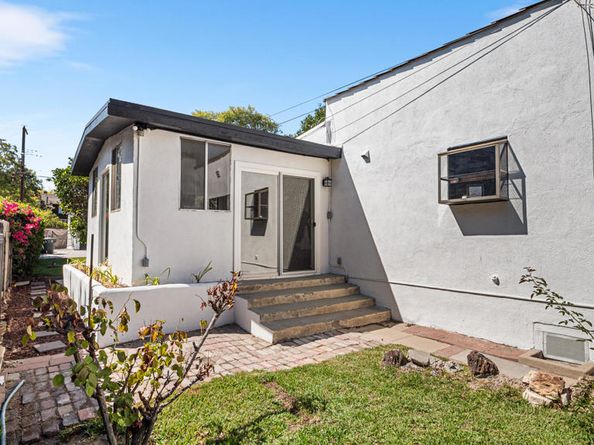 967 N El Molino Avenue, Pasadena CA 91104