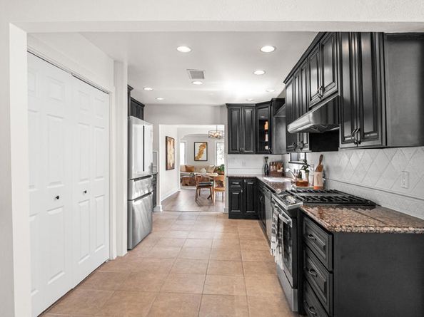 967 N El Molino Avenue, Pasadena CA 91104