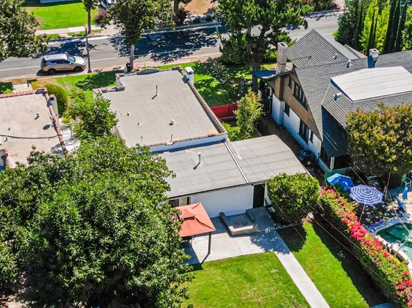 967 N El Molino Avenue, Pasadena CA 91104