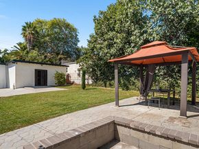 967 N El Molino Avenue, Pasadena CA 91104