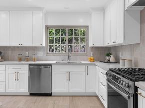 2176 Las Lunas Street, Pasadena CA 91107