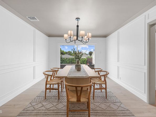 2176 Las Lunas Street, Pasadena CA 91107