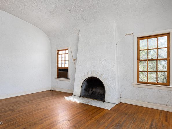 6218 Saylin Lane Lane, Los Angeles CA 90042