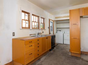 6218 Saylin Lane Lane, Los Angeles CA 90042