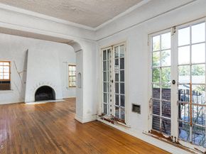 6218 Saylin Lane Lane, Los Angeles CA 90042