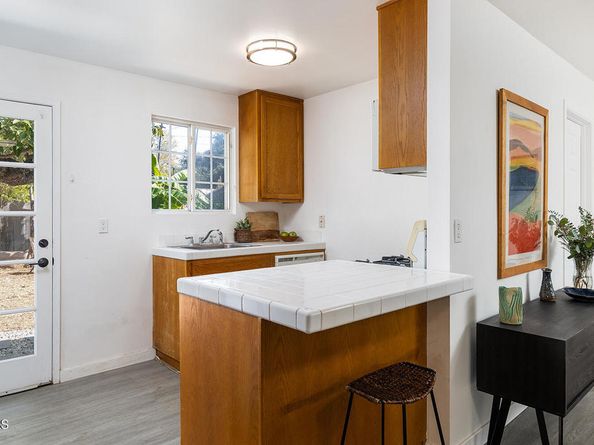 1202 E Lexington Street, Pasadena CA 91104