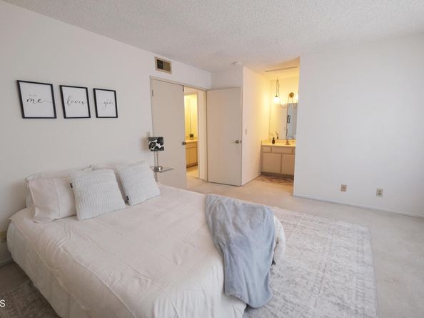 919 W San Marino Avenue D, Alhambra CA 91801