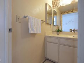 919 W San Marino Avenue D, Alhambra CA 91801