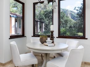 2217 Crescent Drive, Altadena CA 91001