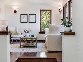 2217 Crescent Drive, Altadena CA 91001