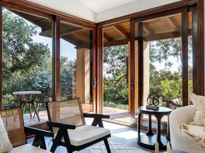 2217 Crescent Drive, Altadena CA 91001