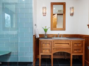 2217 Crescent Drive, Altadena CA 91001