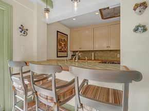 1450 Arroyo View Drive, Pasadena CA 91103