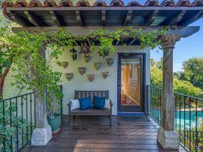 1450 Arroyo View Drive, Pasadena CA 91103