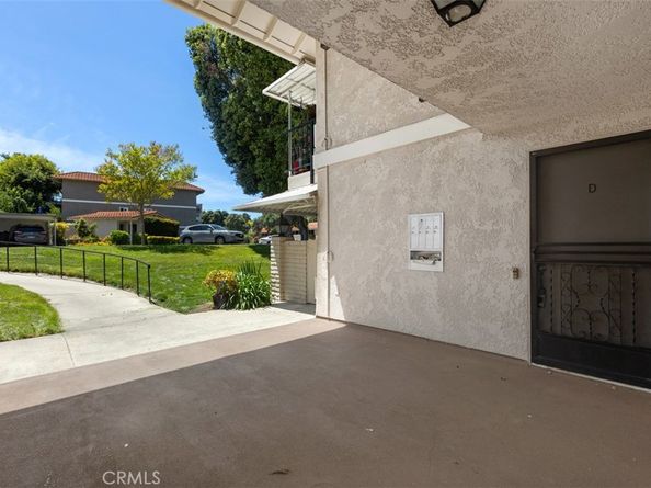 2182 Via Puerta D, Laguna Woods CA 92637