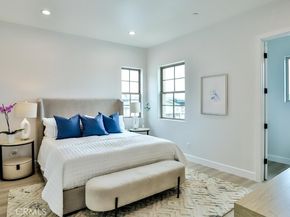 17413 Siena Lane, Fountain Valley CA 92708