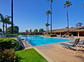 8877 Lauderdale Court 210G, Huntington Beach CA 92646