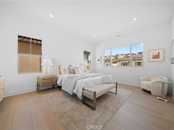 120 Eversedge, Irvine CA 92618