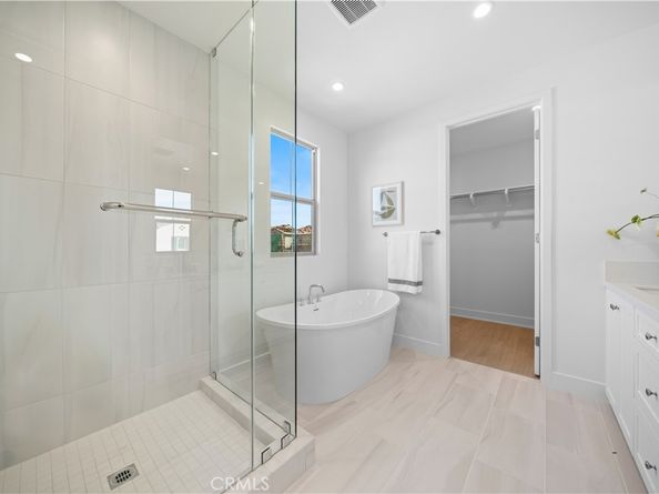 120 Eversedge, Irvine CA 92618