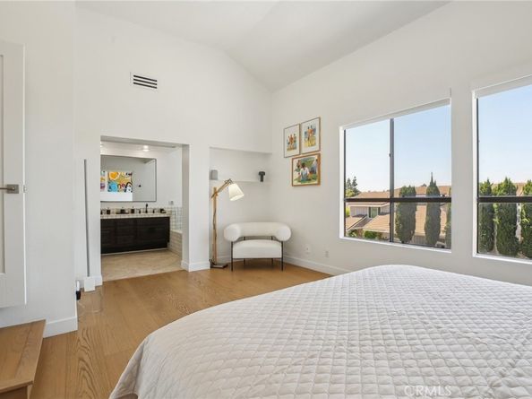 15 Waterway 11, Irvine CA 92614