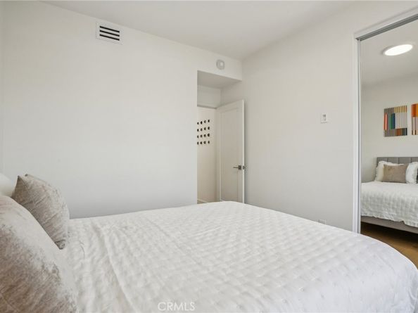 15 Waterway 11, Irvine CA 92614