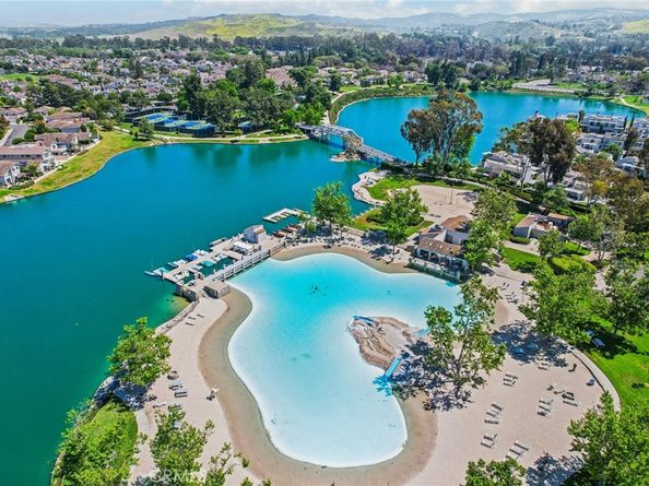 15 Waterway 11, Irvine CA 92614