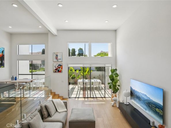 15 Waterway 11, Irvine CA 92614