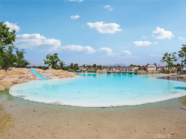 15 Waterway 11, Irvine CA 92614