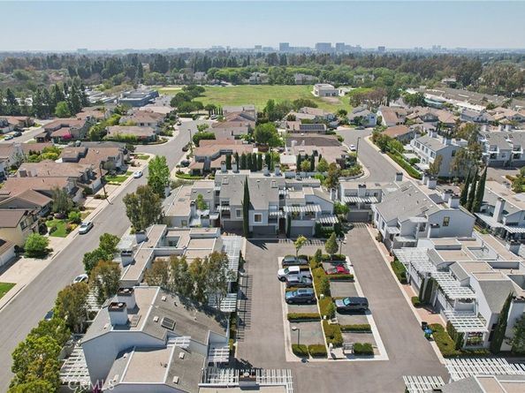 15 Waterway 11, Irvine CA 92614