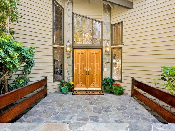 10841 Hideaway Drive, North Tustin CA 92705