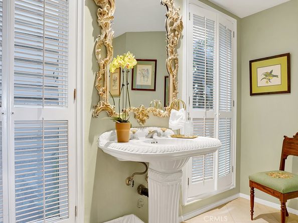 10841 Hideaway Drive, North Tustin CA 92705