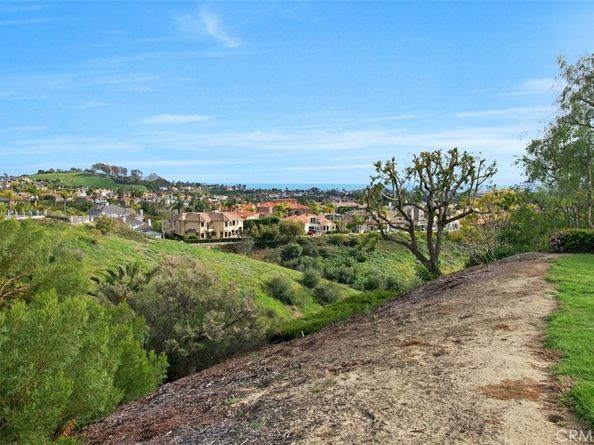 23 Pemberton Place 121, Laguna Niguel CA 92677