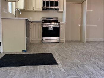 1727 W Santa Ana Boulevard